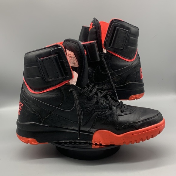 NIKE Air Shark Trainer PRM SZ 9 - Picture 2 of 7